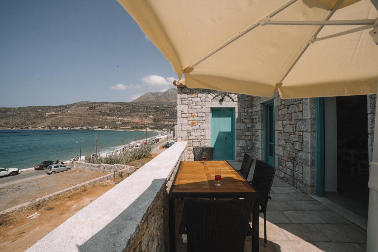 George Seafront Suites Néon Oítilon Buitenkant foto